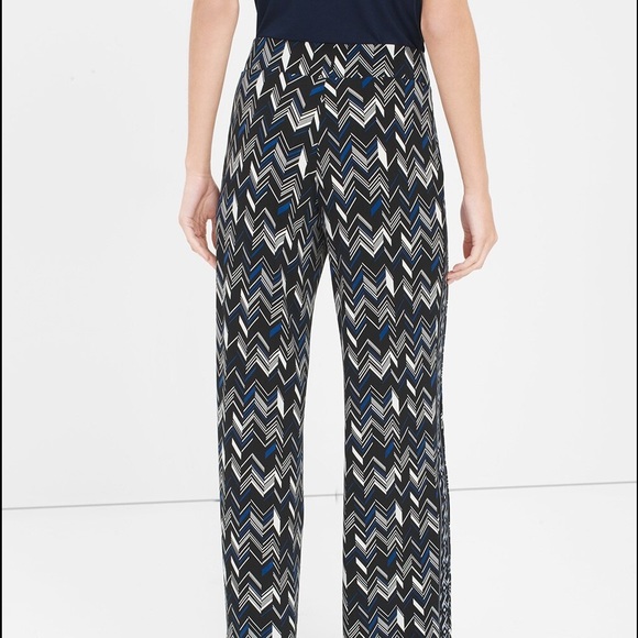 White House Black Market Geo Zigzag Wide-Leg Knit Pants Size Medium - Picture 4 of 4